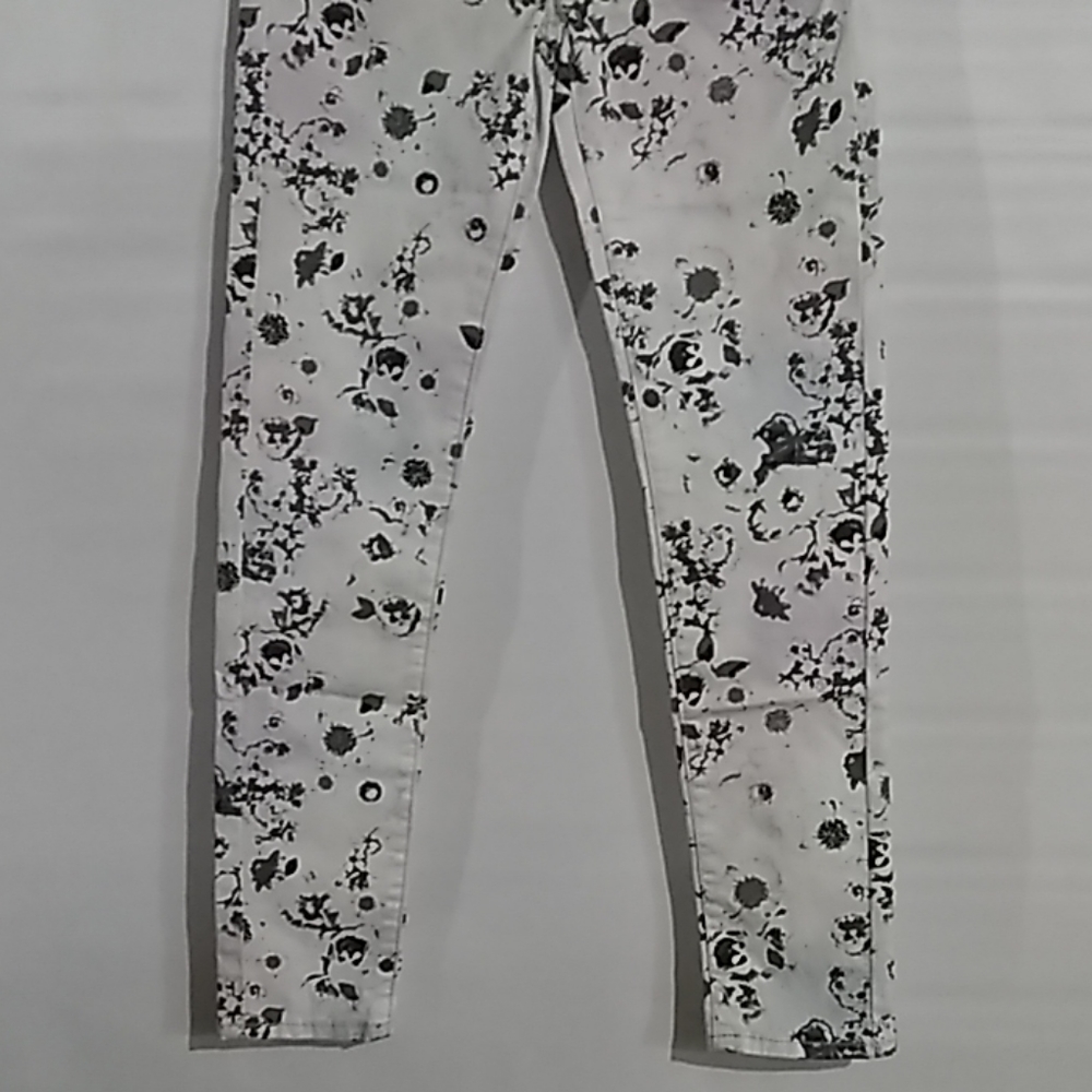 Levi's Denim Stretch Legging Size 10R NWT - Picture 2 of 7